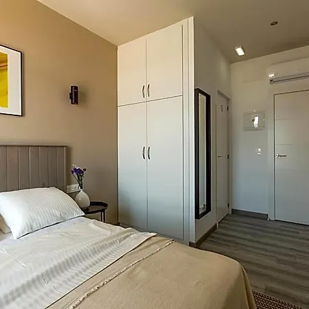 Hostal12 2*