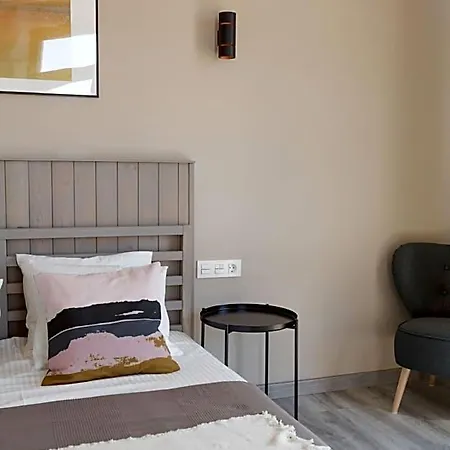 Hotel Hostal12