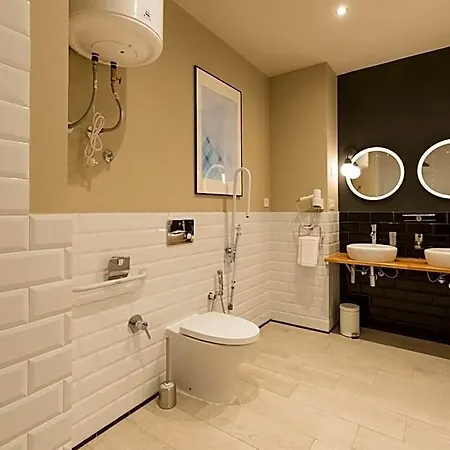 Hostal12 Szálloda