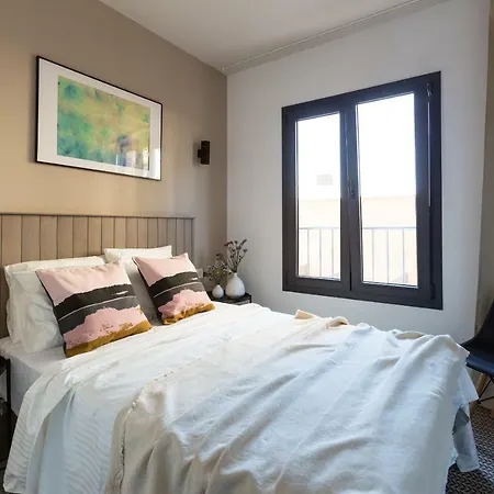 Hotel Hostal12 2*