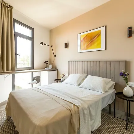 Szálloda Hostal12 2*