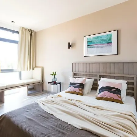 Hostal12 2*