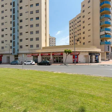 Hotel Hostal12 El Campello