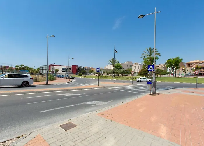 Hostal12 מלון אל קאמפיו